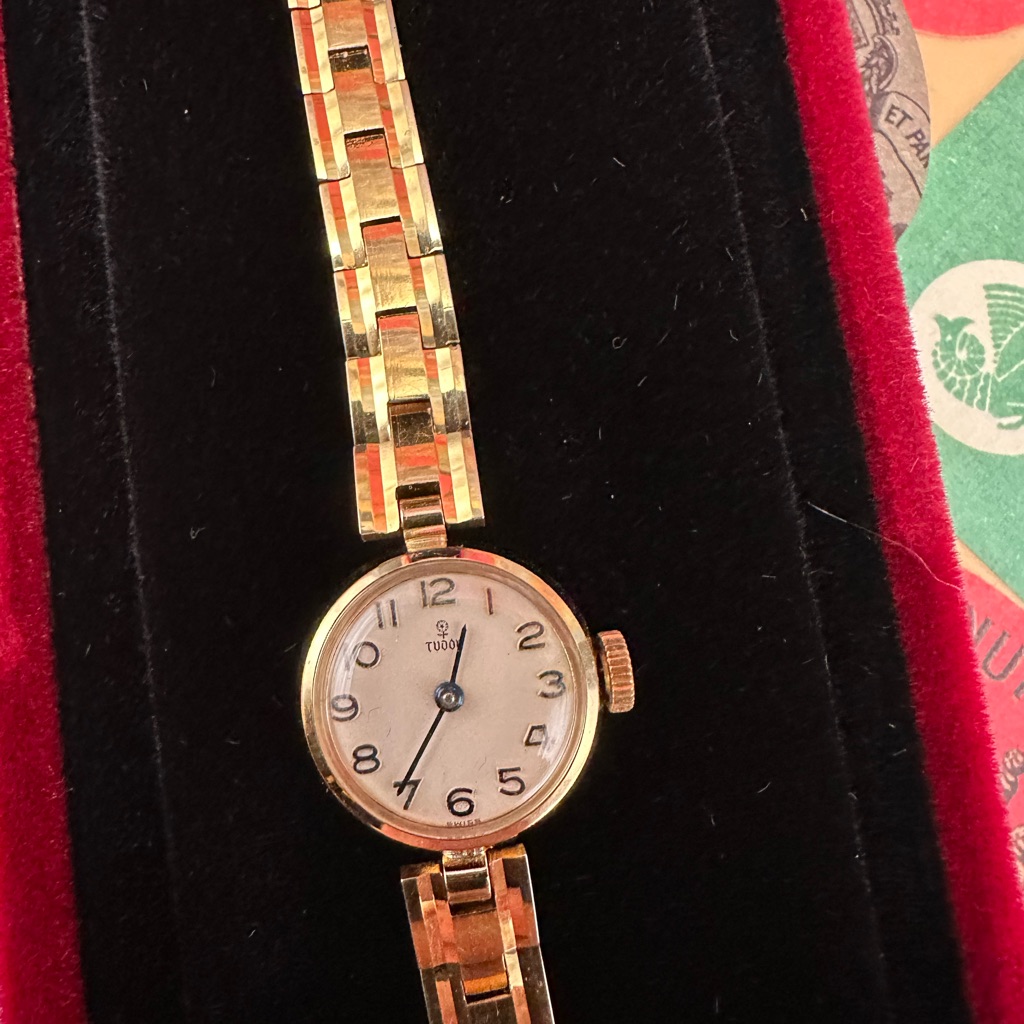 Tudor By Rolex Womens 9ct Gold Watch